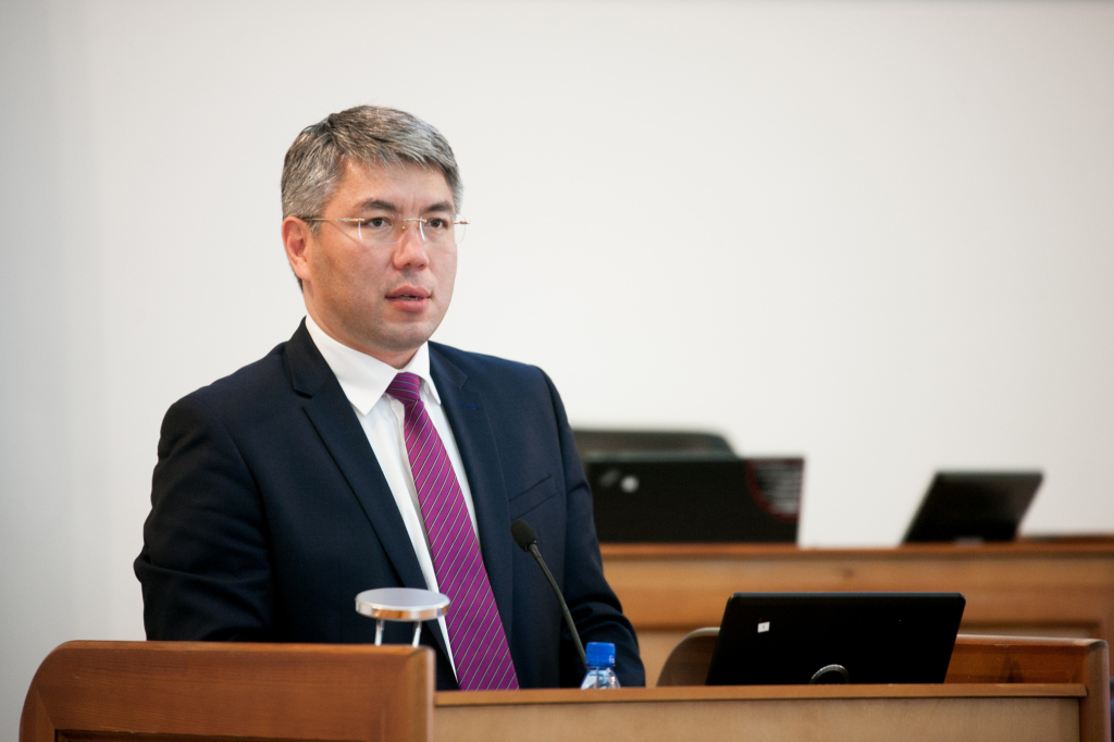 Глава Бурятии выступил с отчётом по итогам работы за 2025 год Глава Бурятии выступил с отчётом по итогам работы за 2025 год