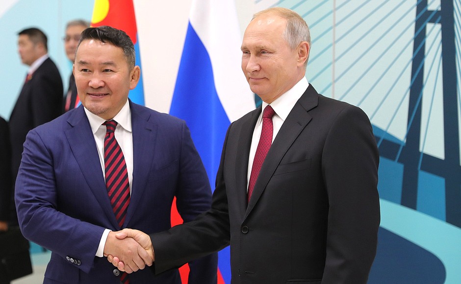 Владимир Путин обозначил направления сотрудничества с Монголией Владимир Путин обозначил направления сотрудничества с Монголией