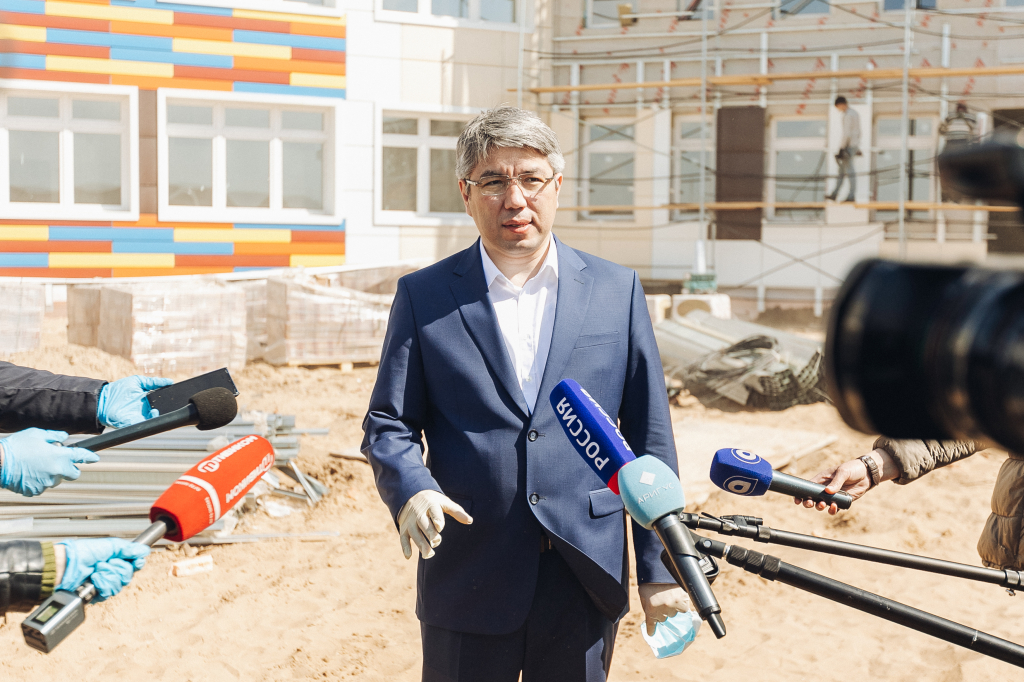 В Заиграевском районе строится школа и открыли детсад В Заиграевском районе строится школа и открыли детсад