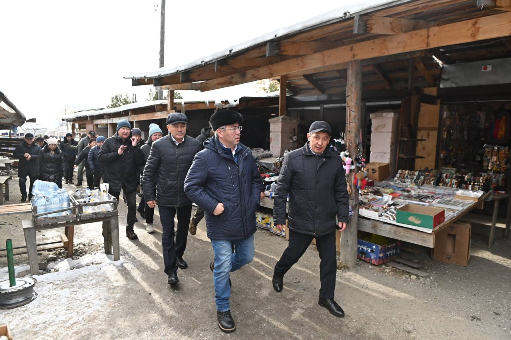 Мост, школа–интернат и курортный рынок: глава Бурятии посетил семь поселений Тунки в рамках рабочей поездки Мост, школа–интернат и курортный рынок: глава Бурятии посетил семь поселений Тунки в рамках рабочей поездки