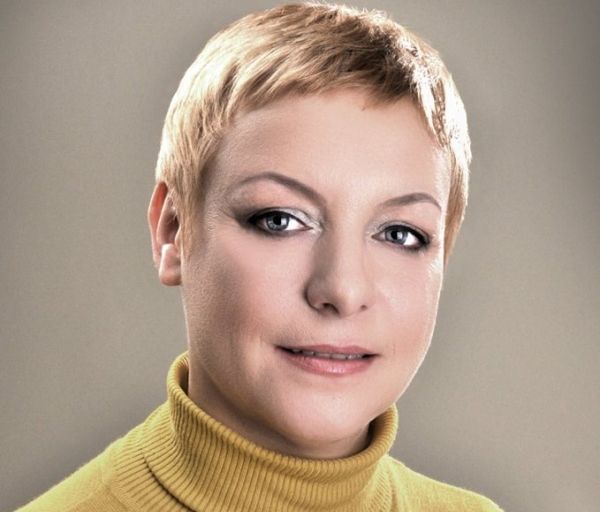 Актриса "Ульгэра" и МХТ Улан-Удэ Алла Натансон: «Только в театре мы можем поговорить глаза в глаза» Актриса "Ульгэра" и МХТ Улан-Удэ Алла Натансон: «Только в театре мы можем поговорить глаза в глаза»