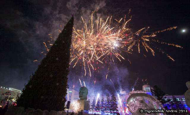 В Улан–Удэ анонсировано открытие главных городских ёлок и новогодних представлений в парках В Улан–Удэ анонсировано открытие главных городских ёлок и новогодних представлений в парках