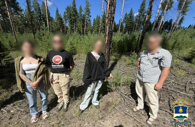 В Улан–Удэ задержаны двое молодых людей, которые решились зарабатывать на сбыте наркотиков В Улан–Удэ задержаны двое молодых людей, которые решились зарабатывать на сбыте наркотиков