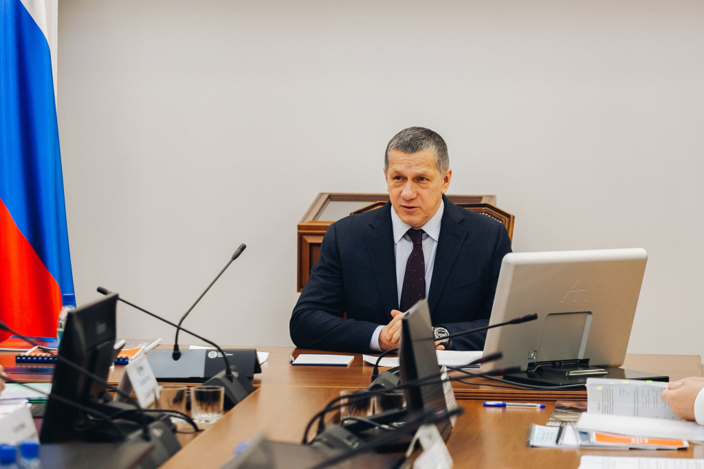 Полпред о туризме на Байкале: "Мы не используем возможности собственной страны" Полпред о туризме на Байкале: "Мы не используем возможности собственной страны"