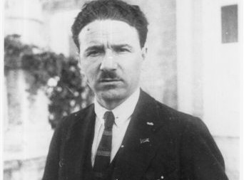 В Улан-Удэ планируют установить памятник руководителю советского кинематографа В Улан-Удэ планируют установить памятник руководителю советского кинематографа