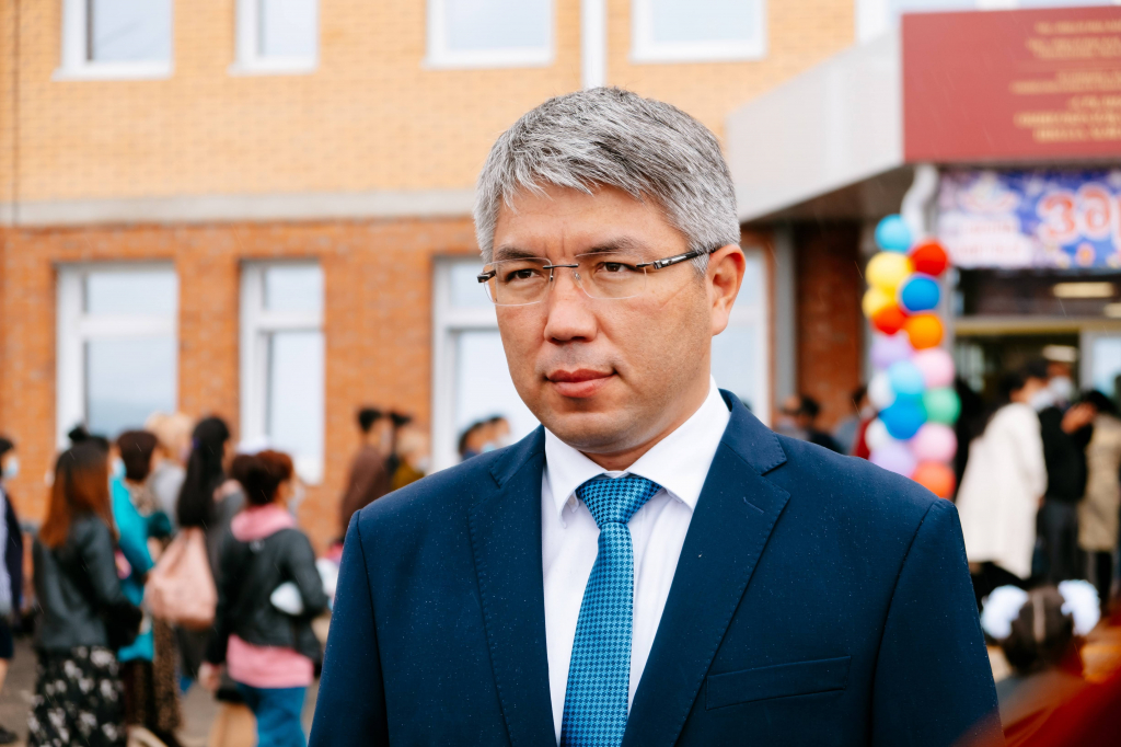Глава Бурятии: «Судьба 5 новых школ зависит от руководства Иволгинского района» Глава Бурятии: «Судьба 5 новых школ зависит от руководства Иволгинского района»