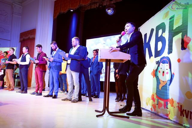 В Улан-Удэ отметят день рождения КВН В Улан-Удэ отметят день рождения КВН
