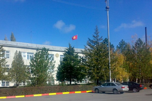 Ради выезда в Кыргызстан супруги из Бурятии выплатили долг свыше 800 тысяч рублей Ради выезда в Кыргызстан супруги из Бурятии выплатили долг свыше 800 тысяч рублей