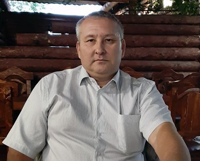 Мнение: «В конце декабря 1919 года полковник Зубковский отдал секретный приказ – выберите и уничтожьте головку красных, но в итоге были расстреляны и зарублены все заключённые Красных казарм» Мнение: «В конце декабря 1919 года полковник Зубковский отдал секретный приказ – выберите и уничтожьте головку красных, но в итоге были расстреляны и зарублены все заключённые Красных казарм»