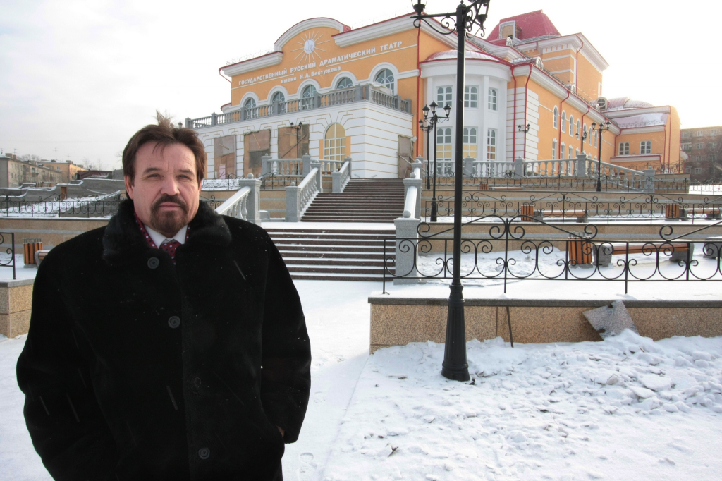 С директором Русского драматического театра простятся 17 сентября С директором Русского драматического театра простятся 17 сентября