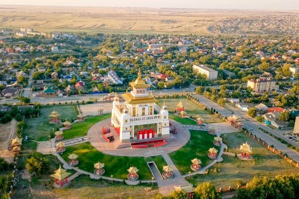 Глава Бурятии примет участие в торжествах, посвященных 155-летию калмыцкой столицы Глава Бурятии примет участие в торжествах, посвященных 155-летию калмыцкой столицы