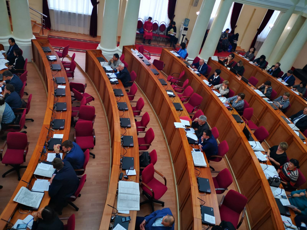 Дефицит бюджета Бурятии на 2020 год составит более 2 миллиардов Дефицит бюджета Бурятии на 2020 год составит более 2 миллиардов
