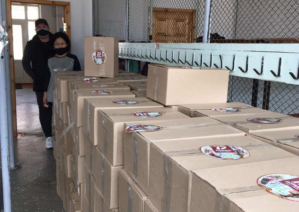 Депутат Улан-Удэнского горсовета предоставил продуктовые наборы нуждающимся семьям со школьниками Депутат Улан-Удэнского горсовета предоставил продуктовые наборы нуждающимся семьям со школьниками