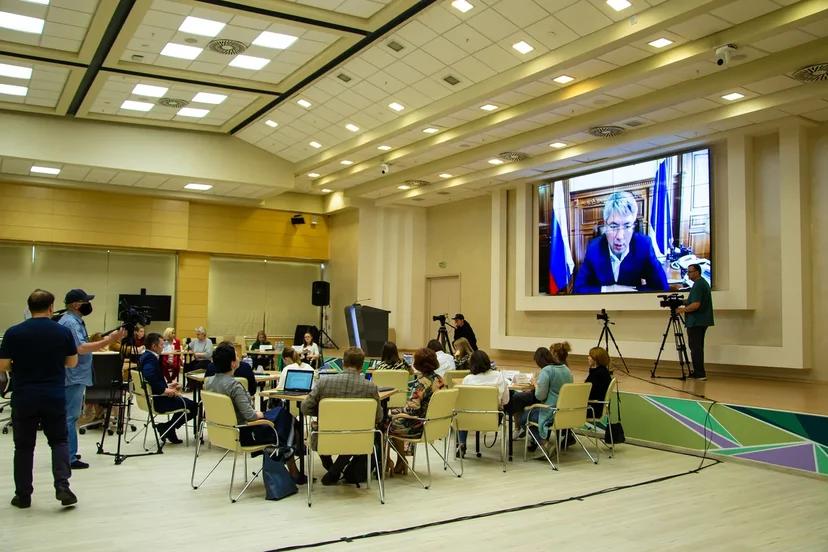 Алексей Цыденов: «Бурятия заинтересована в совместных туристических проектах с соседними регионами» Алексей Цыденов: «Бурятия заинтересована в совместных туристических проектах с соседними регионами»