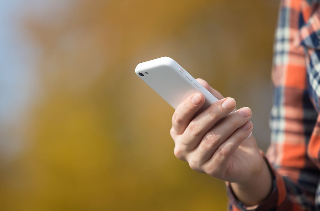 Улан–удэнец перевёл мошенникам почти три миллиона рублей на псевдо–инвестиции Улан–удэнец перевёл мошенникам почти три миллиона рублей на псевдо–инвестиции