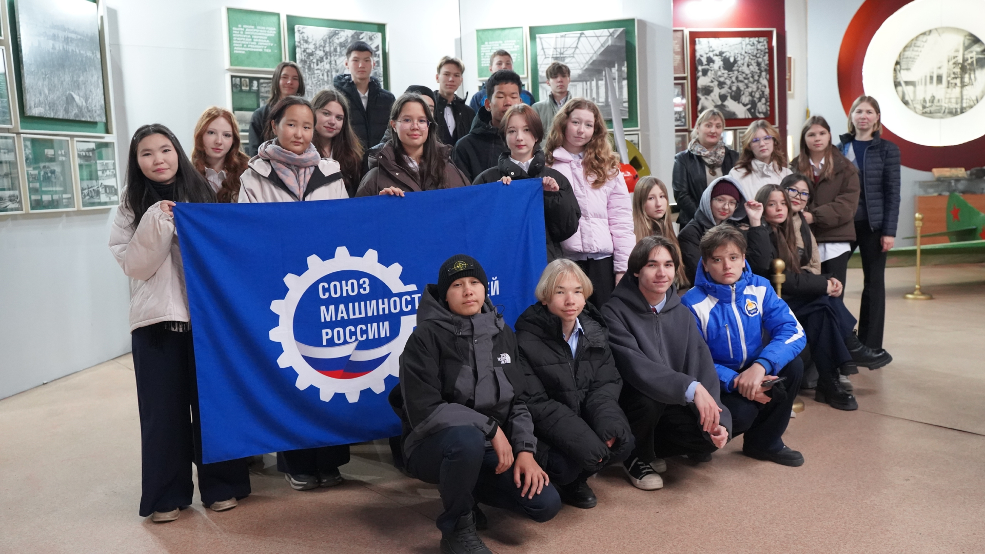 На Улан–Удэнском авиазаводе прошла «Неделя без турникетов» для детей и подростков На Улан–Удэнском авиазаводе прошла «Неделя без турникетов» для детей и подростков