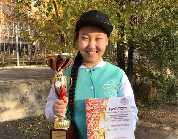 Девочка из Бурятии стала лауреатом Всероссийского конкурса «Земля талантов» Девочка из Бурятии стала лауреатом Всероссийского конкурса «Земля талантов»