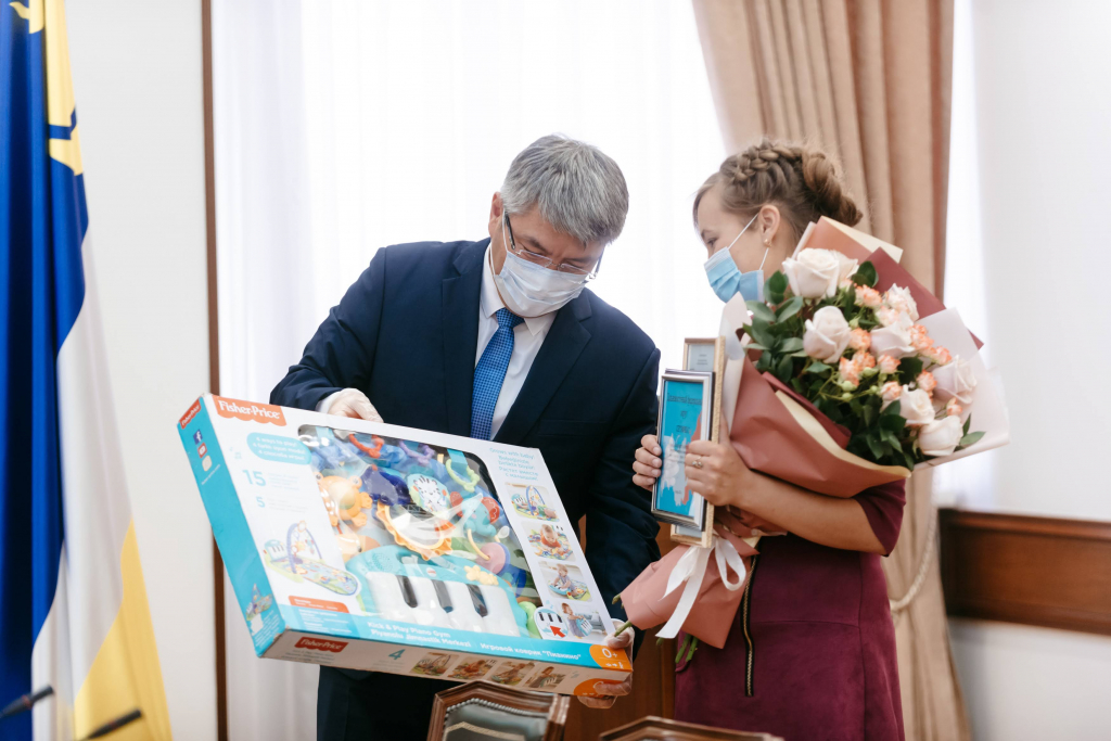 � ������� ������� 100-�������� ��������������� ���������� �� ����������� �������