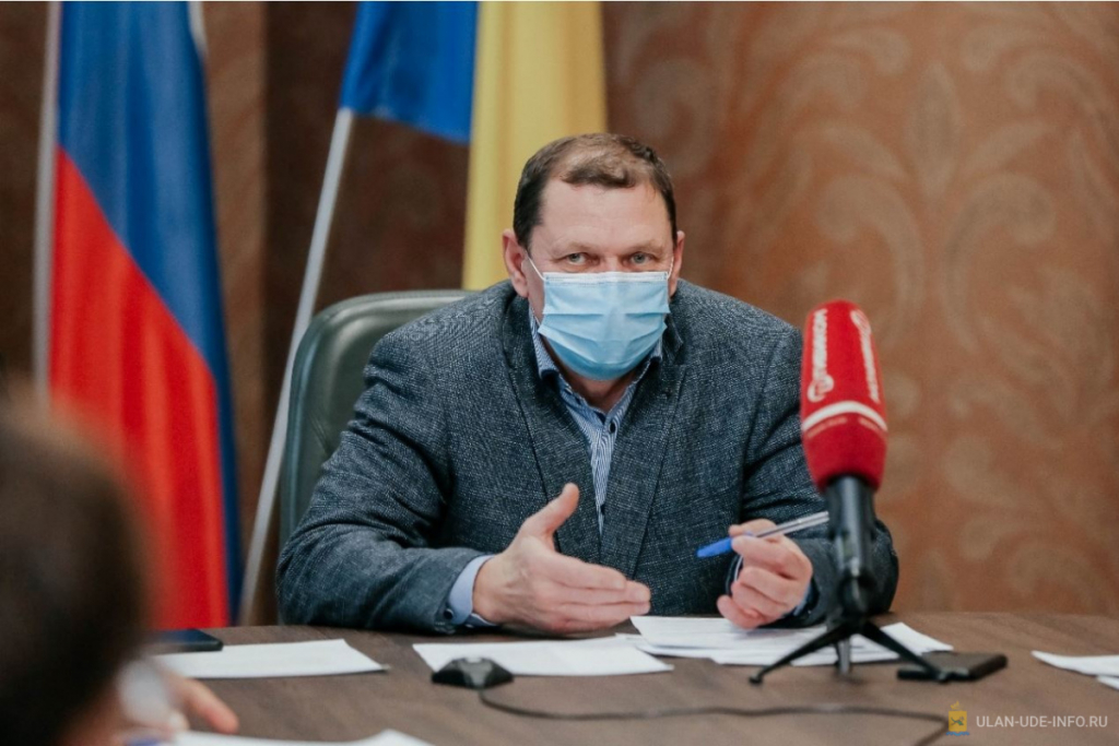 Мэр Улан-Удэ обсудил с представителями Общественной палаты Улан-Удэ планы по развитию города Мэр Улан-Удэ обсудил с представителями Общественной палаты Улан-Удэ планы по развитию города