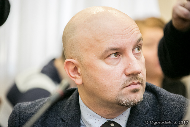 Мнение: «Зверев, на самом деле, не такой плохой кандидат – главное, чтобы его не занесло в политику, и он бы случайно не обнародовал какую-нибудь свою программу» Мнение: «Зверев, на самом деле, не такой плохой кандидат – главное, чтобы его не занесло в политику, и он бы случайно не обнародовал какую-нибудь свою программу»