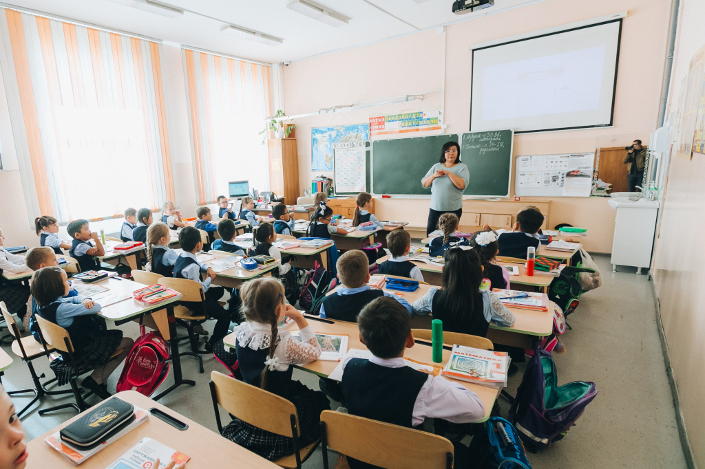 На очную форму обучения в школах Бурятии перейдут только учащиеся начальных и выпускных классов На очную форму обучения в школах Бурятии перейдут только учащиеся начальных и выпускных классов