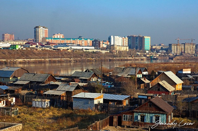 Уровень воды в реке Селенга растет Уровень воды в реке Селенга растет