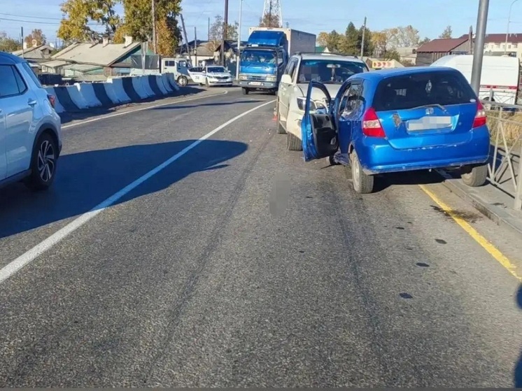 � ������� ����������� �Lexus� � �Honda Fit�, ���� ������� ����������������