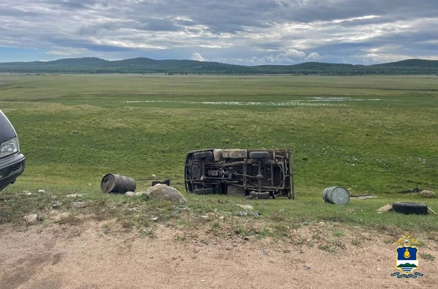 В Кижингинском районе Бурятии в ДТП погиб пассажир перевернувшейся машины В Кижингинском районе Бурятии в ДТП погиб пассажир перевернувшейся машины