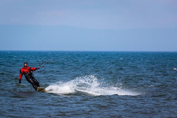 ����� 300 ����� �������� �������� ����������� � ������������ ����� ������� �� ���