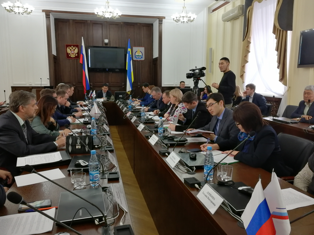Представители улан-удэнских УК предоставили доказательства, что температура подачи тепла в домах ниже нормы Представители улан-удэнских УК предоставили доказательства, что температура подачи тепла в домах ниже нормы