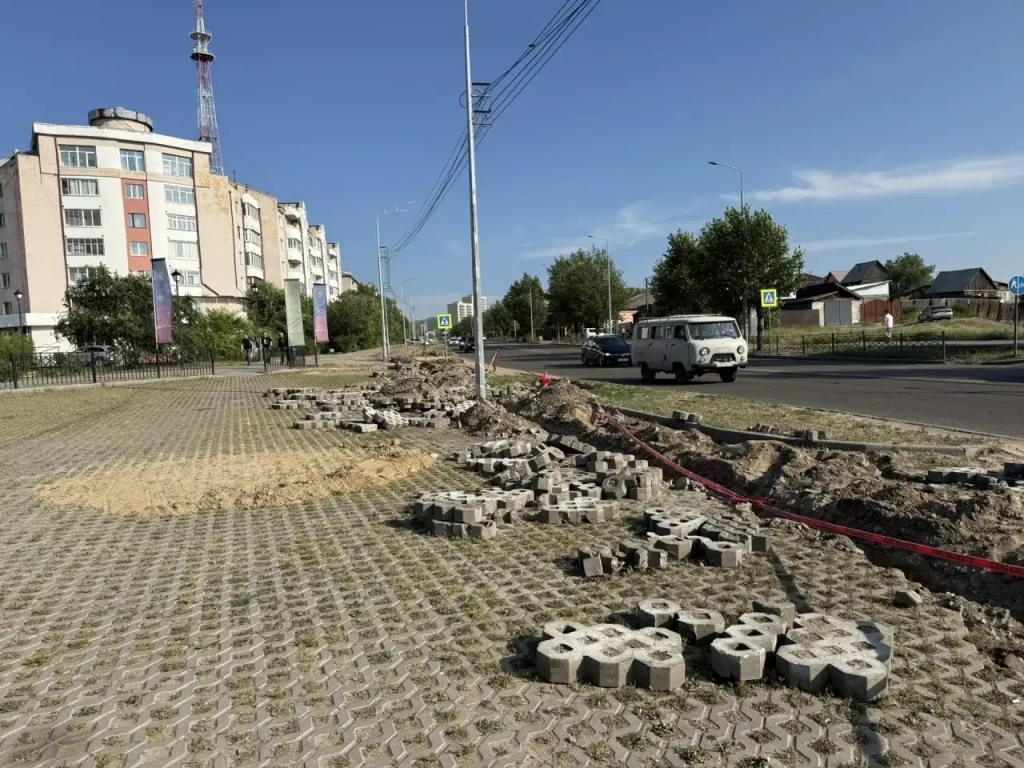 В Улан–Удэ на улице Бабушкина началась подготовка для появлении третьей полосы В Улан–Удэ на улице Бабушкина началась подготовка для появлении третьей полосы