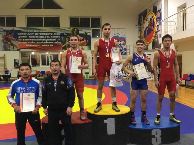 Бурятские спортсмены стали чемпионами России по вольной борьбе среди глухих Бурятские спортсмены стали чемпионами России по вольной борьбе среди глухих