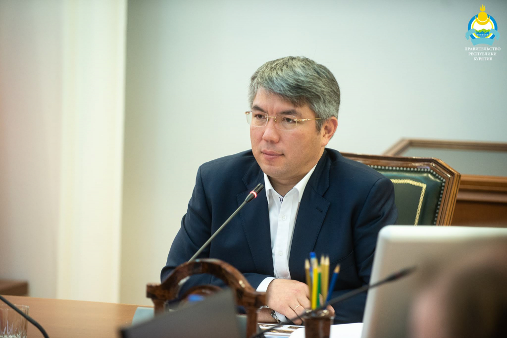 Глава Бурятии в соцсетях рассказал о рабочей поездке во Владивосток► Глава Бурятии в соцсетях рассказал о рабочей поездке во Владивосток►