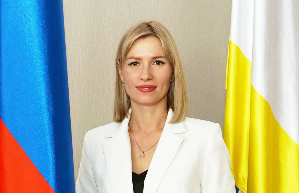 Вероника Штыкина получила финальное одобрение на должность уполномоченного по правам ребёнка Бурятии Вероника Штыкина получила финальное одобрение на должность уполномоченного по правам ребёнка Бурятии