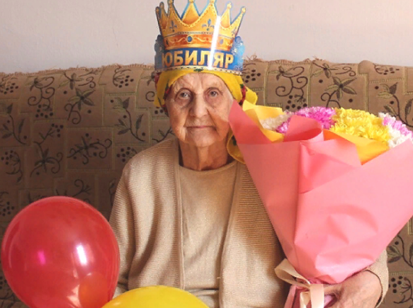 В Бурятии участница трудового фронта отметила 90-летний юбилей В Бурятии участница трудового фронта отметила 90-летний юбилей