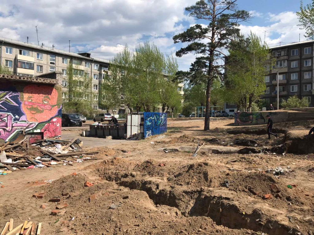 В Улан-Удэ приступили к ремонту по проекту «1000 дворов» В Улан-Удэ приступили к ремонту по проекту «1000 дворов»