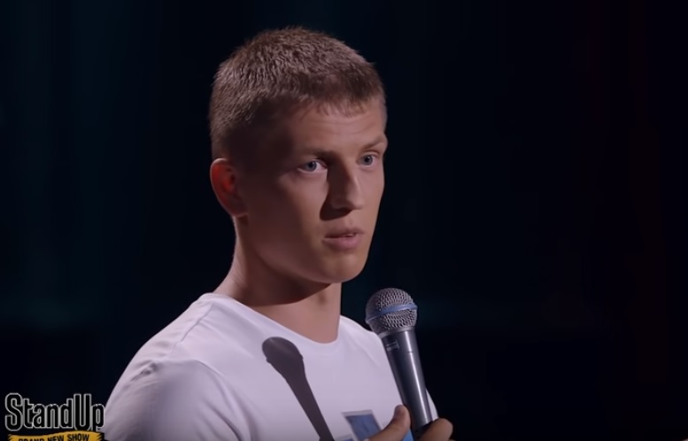 Стала известна дата перенесенного концерта популярного стендап-комика в Улан-Удэ Стала известна дата перенесенного концерта популярного стендап-комика в Улан-Удэ