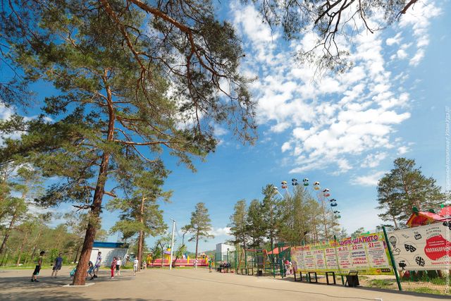 Почему в Улан-Удэ не хватает парковых зон? Почему в Улан-Удэ не хватает парковых зон?