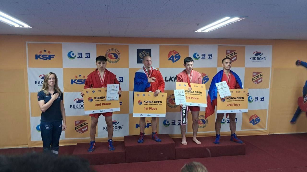 Спортсмен из Бурятии стал серебряным призёром открытого чемпионата Республики Корея по самбо Спортсмен из Бурятии стал серебряным призёром открытого чемпионата Республики Корея по самбо