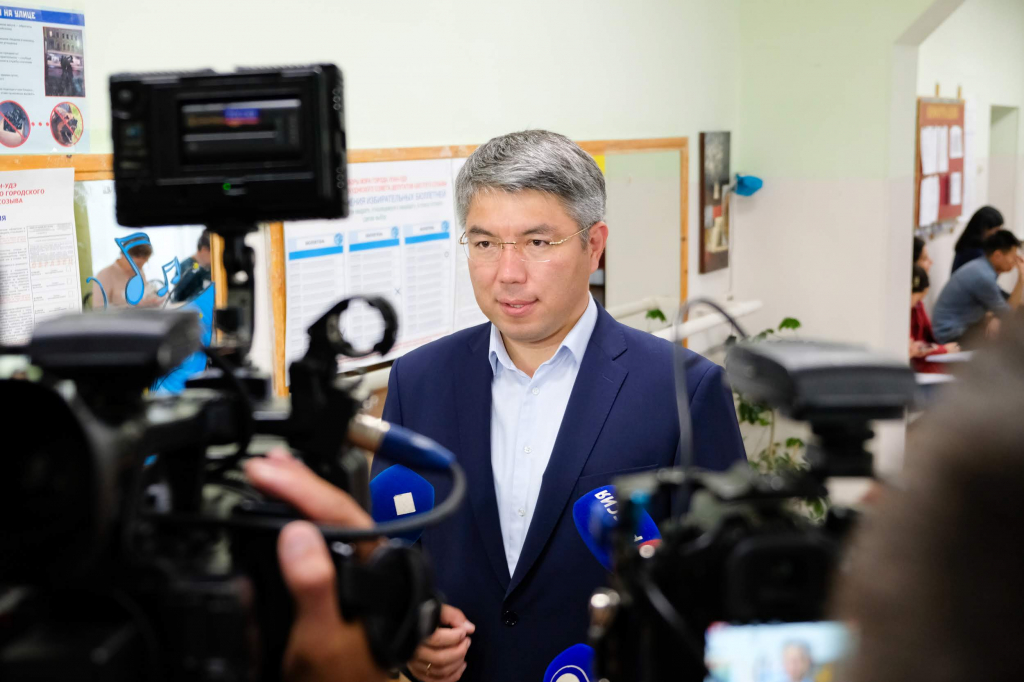 "Нет, ограничения будут": Глава Бурятии прояснил вопрос с разрешением выходить на работу "Нет, ограничения будут": Глава Бурятии прояснил вопрос с разрешением выходить на работу