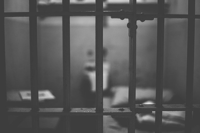 Единороссы внесли в Госдуму законопроект о пожизненном сроке для педофилов-рецидивистов Единороссы внесли в Госдуму законопроект о пожизненном сроке для педофилов-рецидивистов