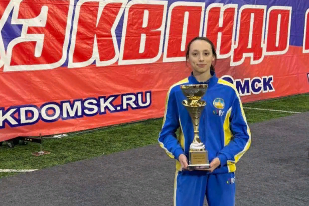 Тхэквондистка из Бурятии стала абсолютной чемпионкой Кубка Сибири Тхэквондистка из Бурятии стала абсолютной чемпионкой Кубка Сибири