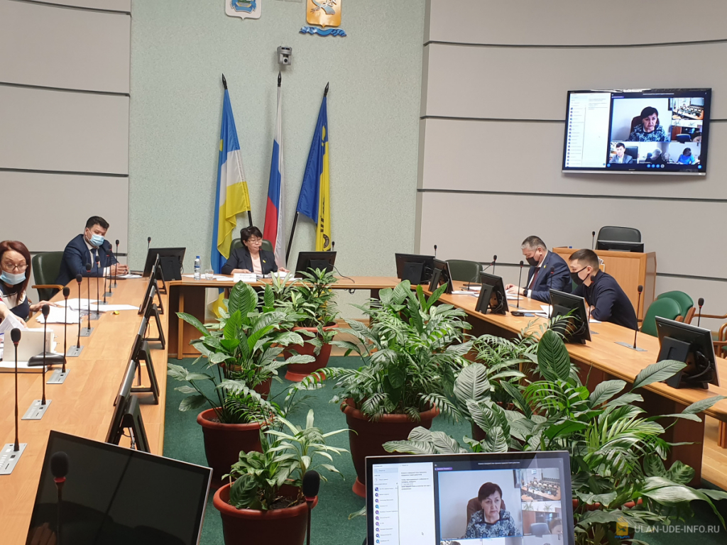 На некоторые сферы собираются увеличить расходы улан-удэнского бюджета на 2021 год На некоторые сферы собираются увеличить расходы улан-удэнского бюджета на 2021 год