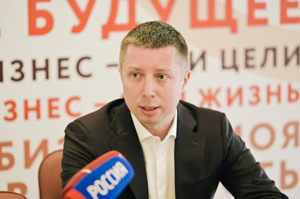 Антон Виноградов покидает пост в правительстве Бурятии Антон Виноградов покидает пост в правительстве Бурятии
