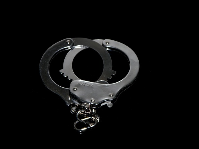 В Улан-Удэ задержали подозреваемого в хранении самодельных бомб В Улан-Удэ задержали подозреваемого в хранении самодельных бомб