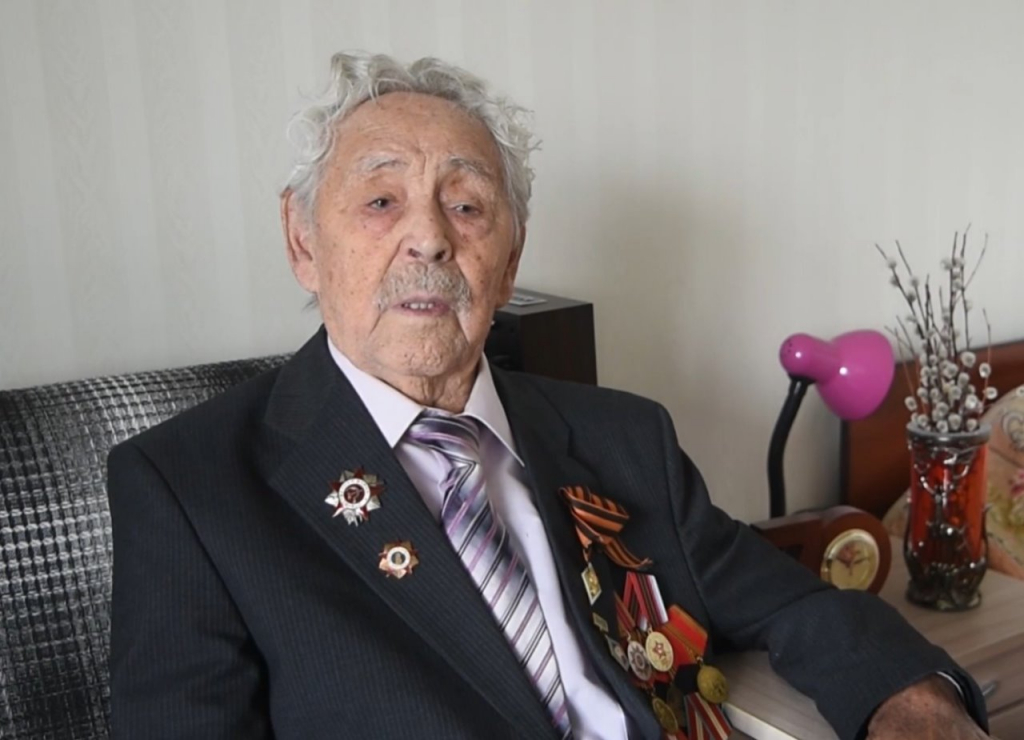Ветеран войны из Бурятии: "У меня четыре правнука подрастают, какая судьба у них будет не знаю" Ветеран войны из Бурятии: "У меня четыре правнука подрастают, какая судьба у них будет не знаю"