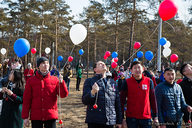 В Улан-Удэ отпраздновали 5-летие со дня присоединения Крыма к России В Улан-Удэ отпраздновали 5-летие со дня присоединения Крыма к России