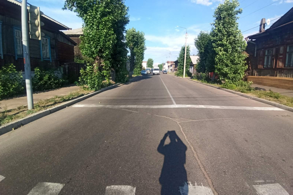 В Улан-Удэ женщина сломала ребра из-за резко затормозившего водителя В Улан-Удэ женщина сломала ребра из-за резко затормозившего водителя
