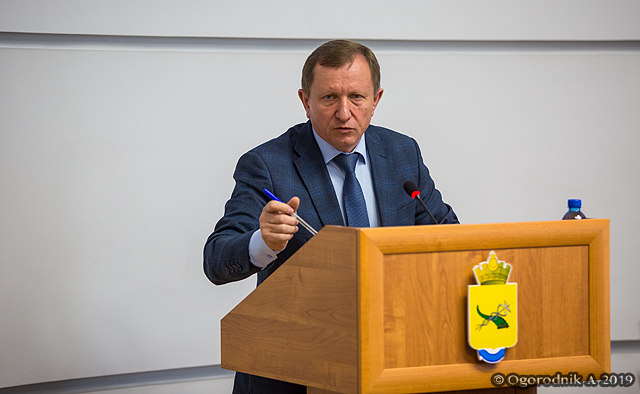 В Улан-Удэ не решена проблема ветхих коммунальных сетей В Улан-Удэ не решена проблема ветхих коммунальных сетей
