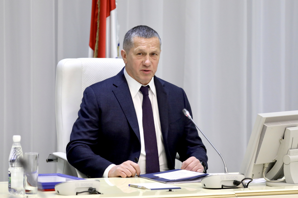 Регионы Дальнего Востока проверят на обеспеченность медоборудованием и лекарствами Регионы Дальнего Востока проверят на обеспеченность медоборудованием и лекарствами